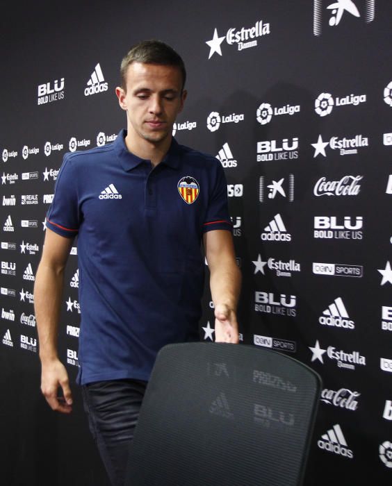 El Valencia CF presenta a Maksimovic