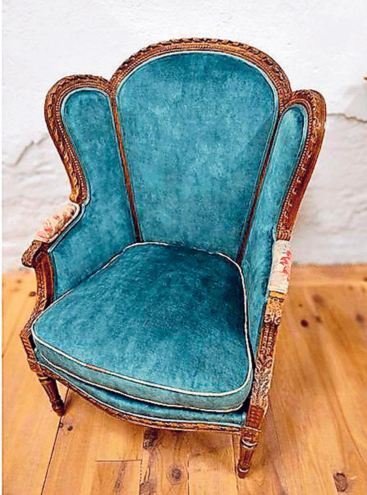 Así trabaja Estelle Bisson, la artesana que está detrás del Atelier Estelle B. de A Coruña