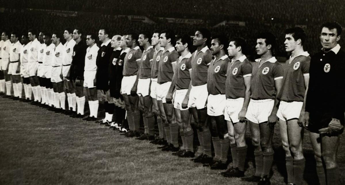 El Santos gana su primera Copa Internacional contra el Benfica (1963)