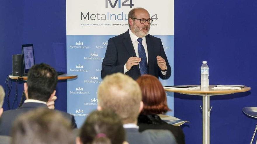 Julio Martín Ramos, durante su charla de ayer en el Parque Científico y Tecnológico de Gijón.