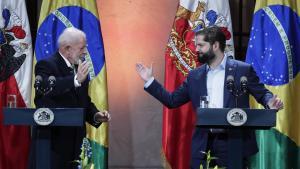 El presidente de Brasil, Luiz Inácio Lula da Silva, y el de Chile, Gabriel Boric, durante una reunión en Santiago el pasado 5 de agosto.