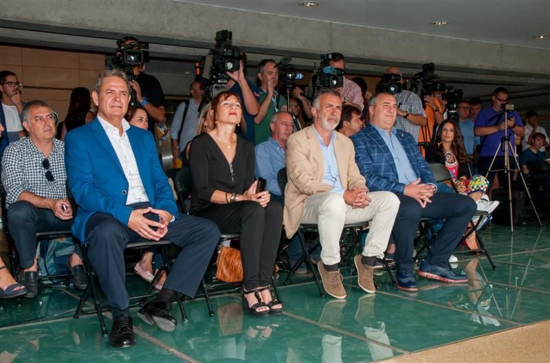 Presentación de las camisetas de la UD Las Palmas