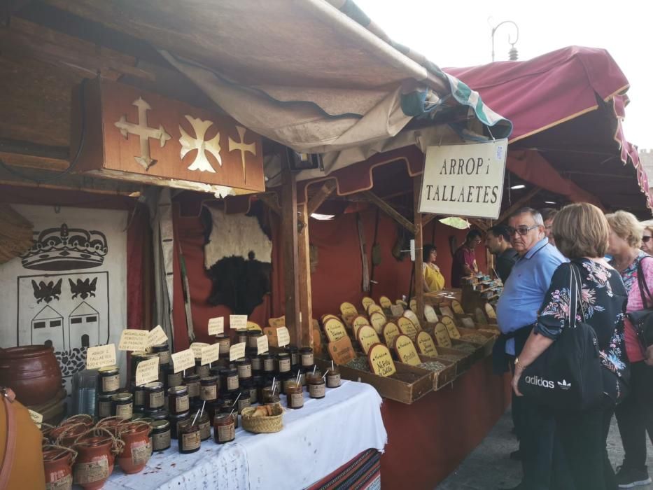 Mercadillo medieval del 9 d'Octubre