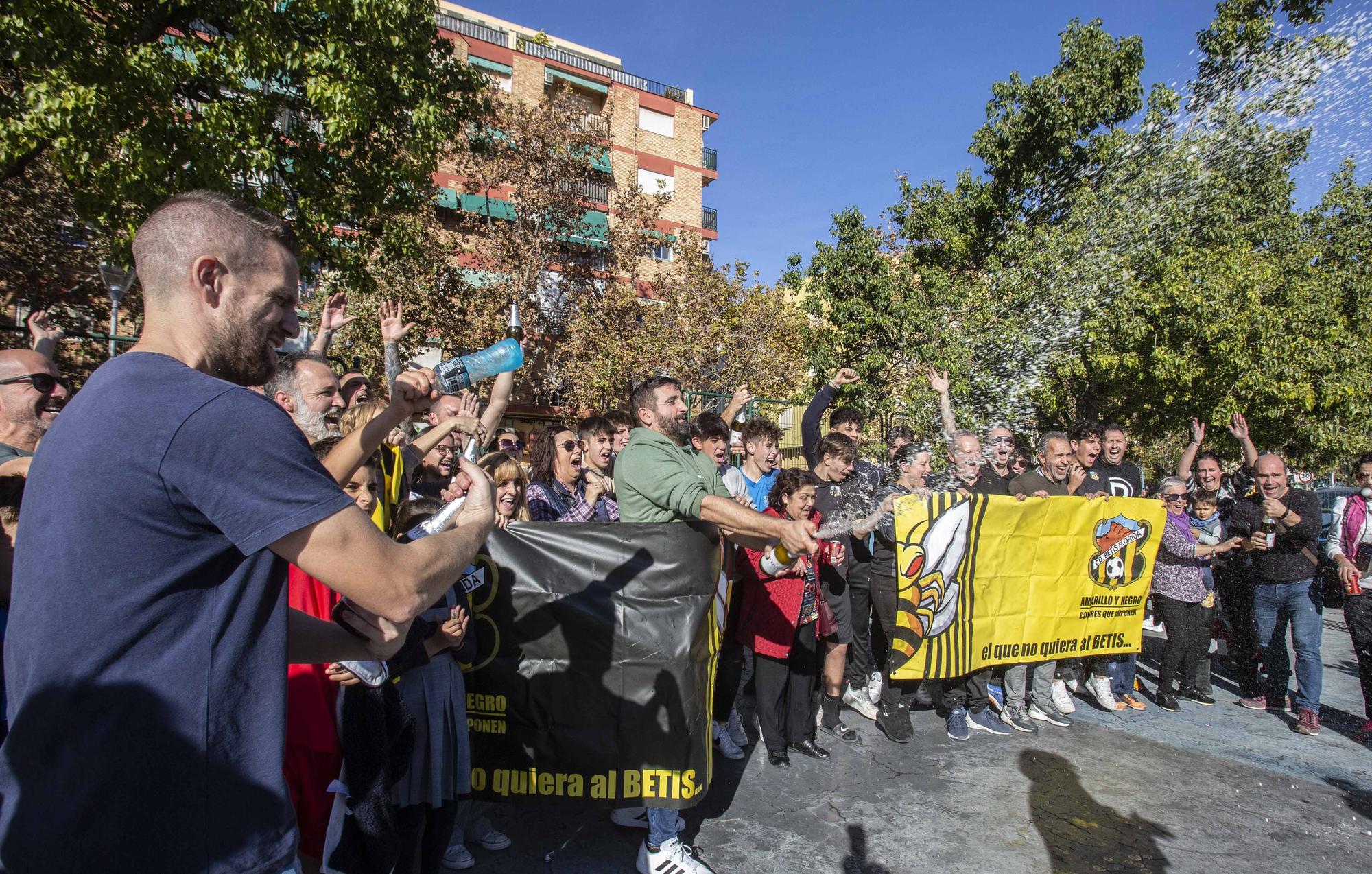 El Betis Florida de Alicante reparte 14 millones de euros del cuarto premio de la Lotería