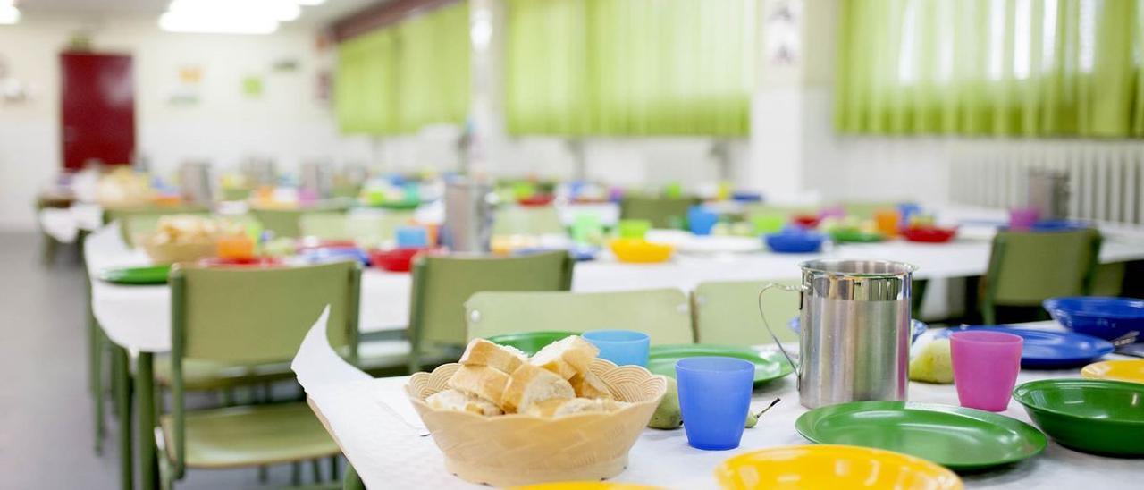 Una fotografía de archivo de un comedor escolar en un colegio.