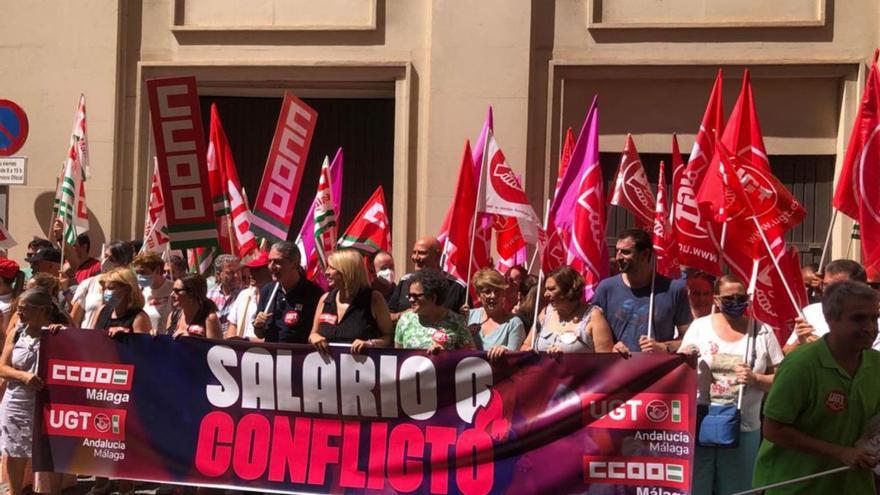 CCOO y UGT exigen mejores salarios en Málaga frente a la subida de precios