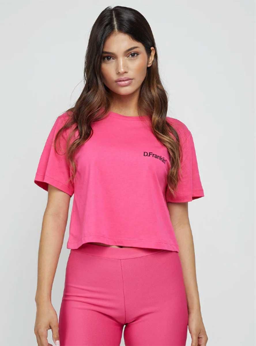 Fiebre 'Barbiecore': cropped top