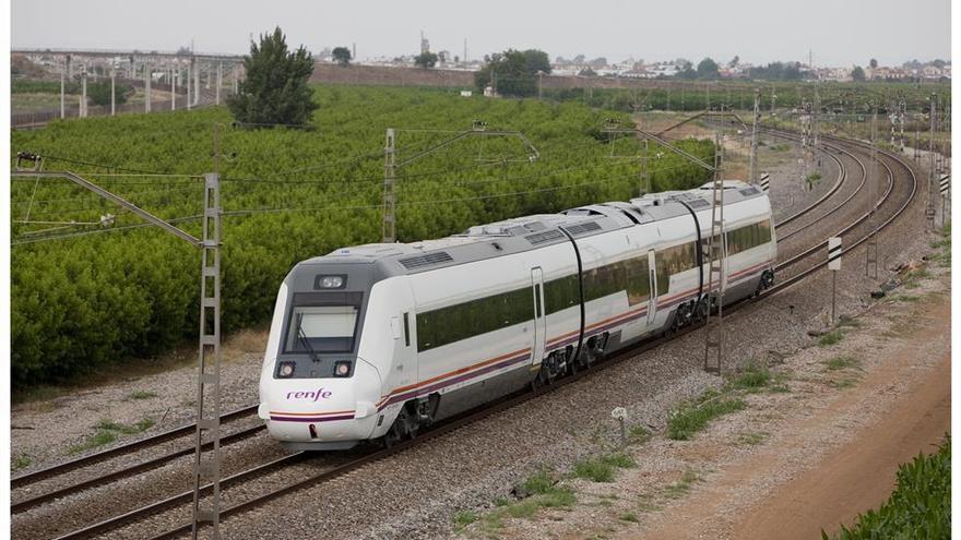 Trasladados unos 70 pasajeros tras una avería en un tren a la altura de Posadas