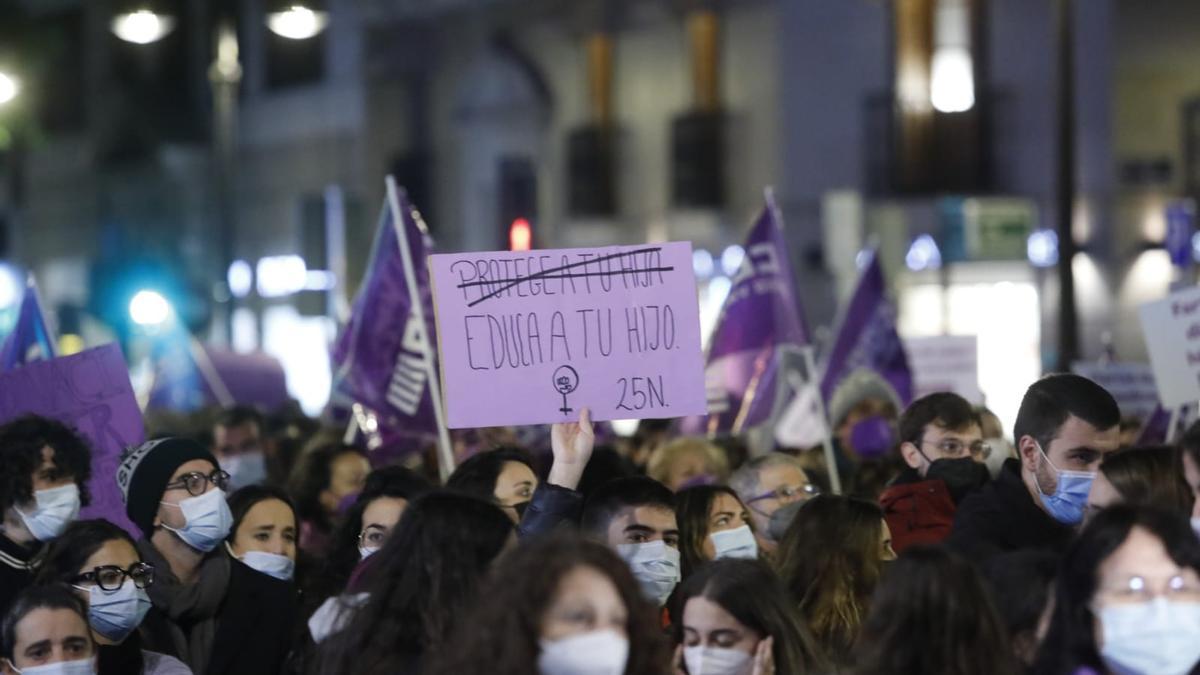 Manifestación 25N en València contra todas las violencias machistas.