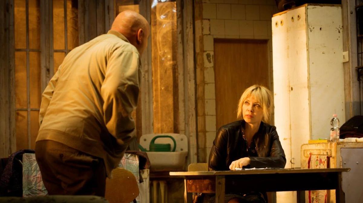 "Imitation of life".