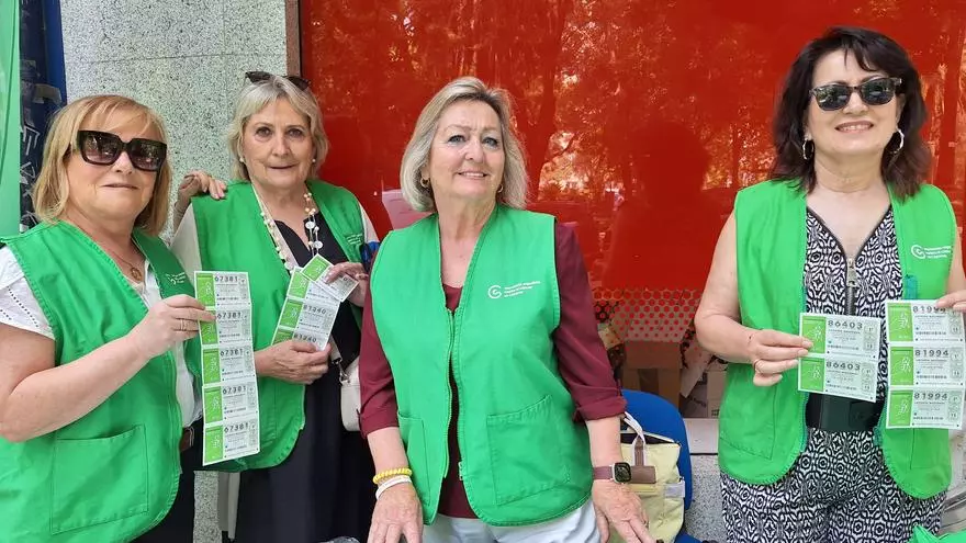 Venta de la lotería del Sorteo Extraordinario contra el cáncer