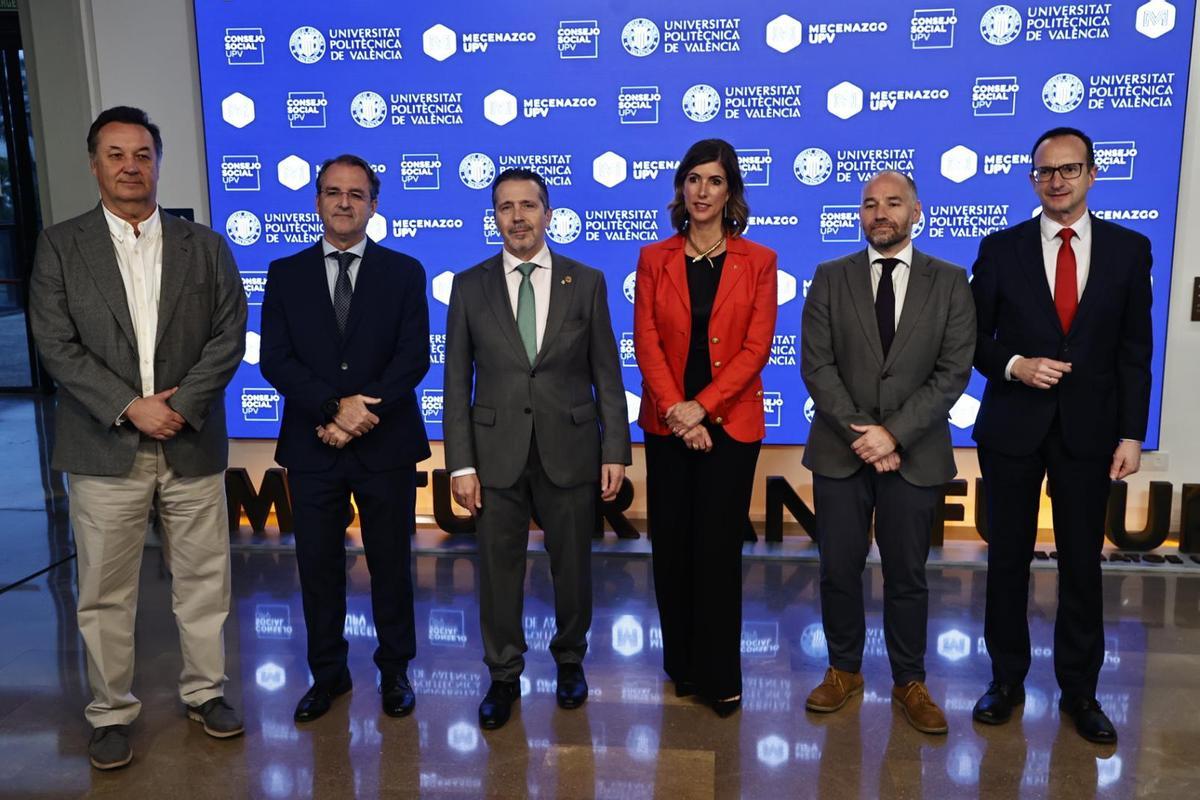 Capilla y Bragado en el acto de presentación del proyecto de mecenazgo.