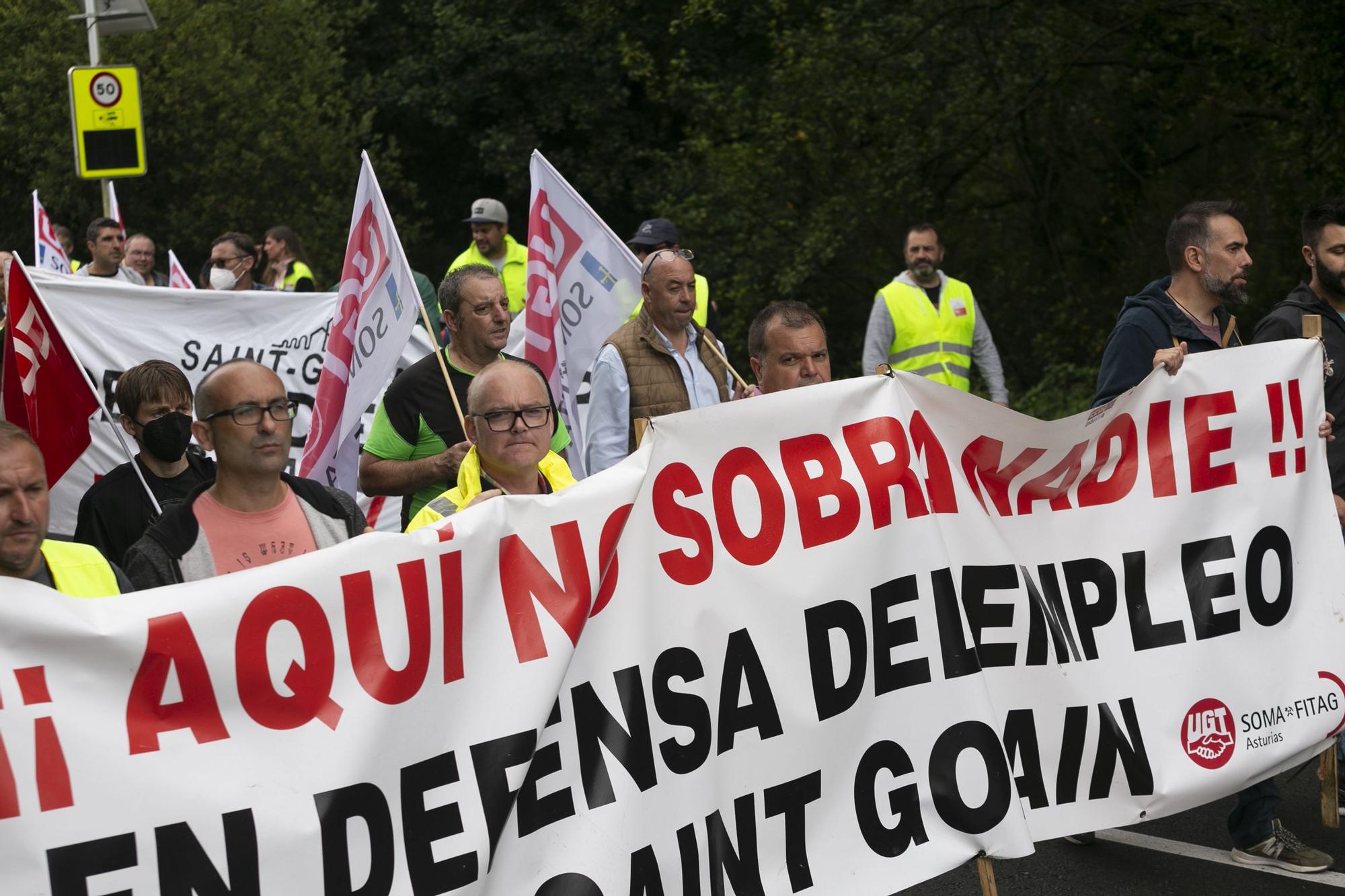 EN IMÁGENES: así transcurrió la marcha de los trabajadores de Saint-Gobain