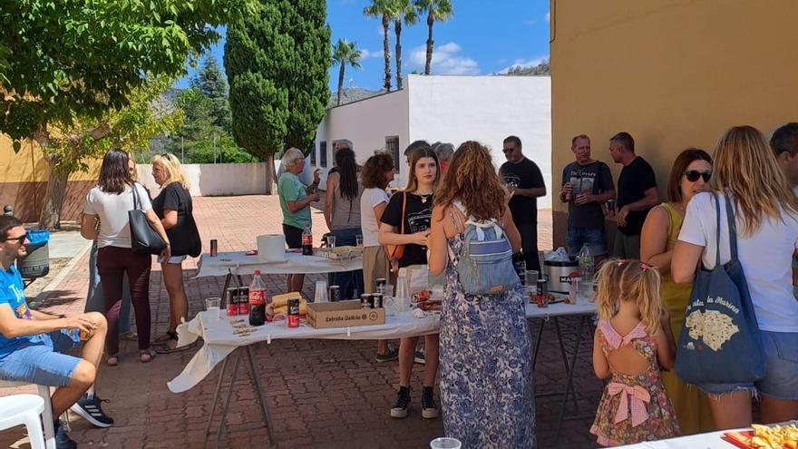 Una xicoteta gran festa per la reobertura del col·legi de la Vall d’Ebo