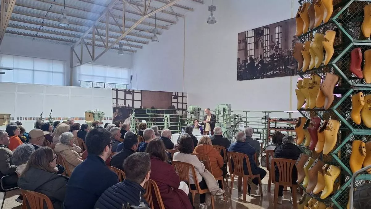 El arquitecto Jaume Mayol destaca el valor histórico del colegio Es Putxet de Selva