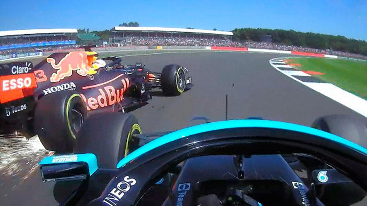 Momento del impacto en Silverstone