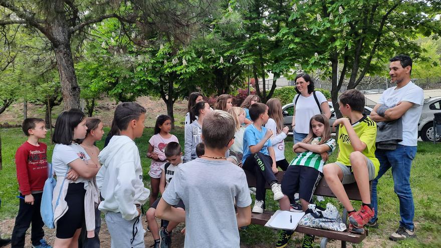 Els infants de Solsona reclamen millores en tres parcs de la ciutat