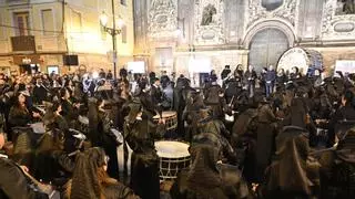 La pasión del Bajo Aragón retumba en Zaragoza: los tambores adelantan la Semana Santa