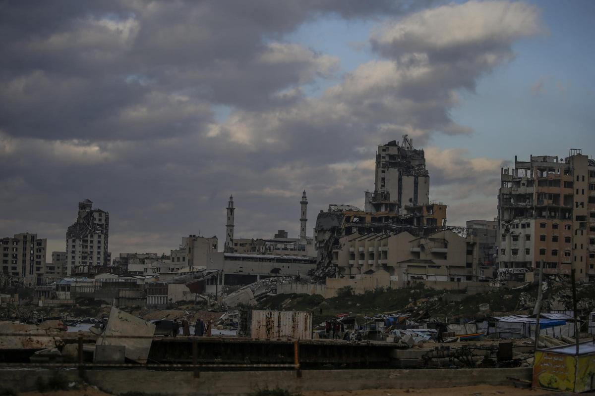 Edificios destruidos por los bombardeos israelíes en la Ciudad de Gaza.