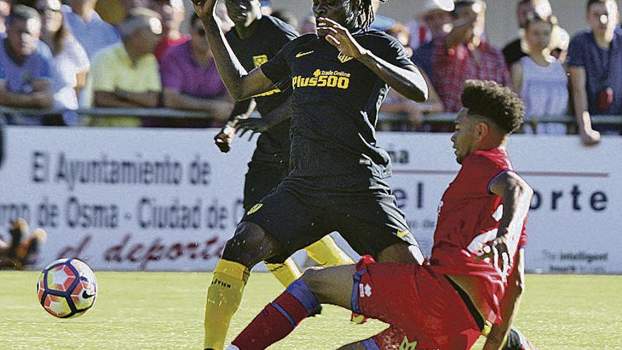 Thomas, del Atlético, en el partido ante el Numancia.