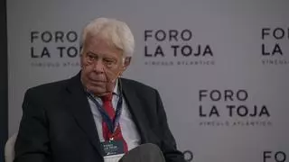 Felipe González a Feijóo: "No hay mas remedio que llegar a acuerdos de Estado, si no, nos iremos todos por el sumidero"