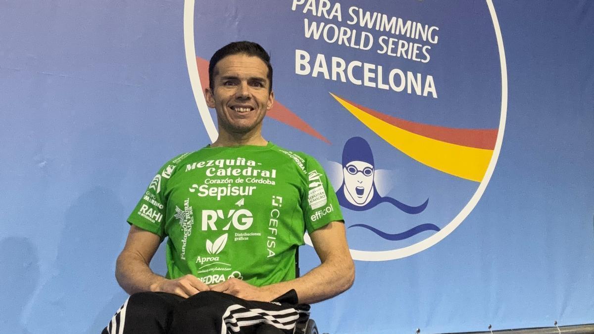 Paco Salinas roza el podio en las Series Mundiales de natación de Barcelona