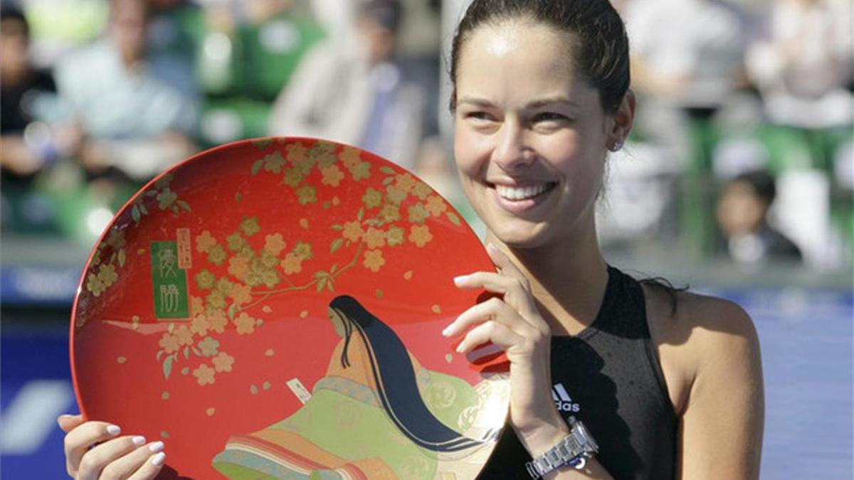 Ivanovic reina en Tokio