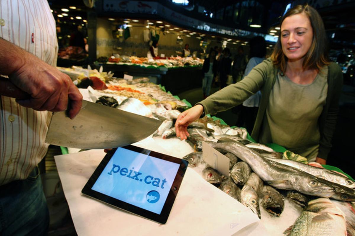 Lluïsa Ripoll, a la parada familiar de la Boqueria, el 9 d’octubre passat. Lluïsa Ripoll, a la parada familiar de la Boqueria, el 9 d’octubre passat.