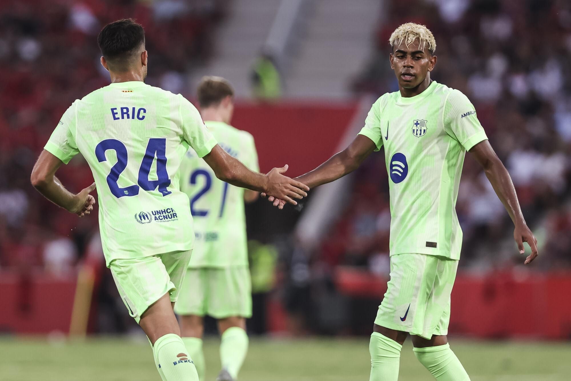 Lamine Yamal and Eric Garcia of FC Barcelona gestures during the Spanish league, La Liga EA Sports, football match played between RCD Mallorca and FC Barcelona at Son Moix Stadium on August 16, 2025 in Mallorca, Spain. AFP7 16/08/2025 ONLY FOR USE IN SPAIN. Javier Borrego / AFP7 / Europa Press;2025;SPORT;ZSPORT;SOCCER;ZSOCCER;RCD Mallorca v FC Barcelona - La Liga EA Sports;
