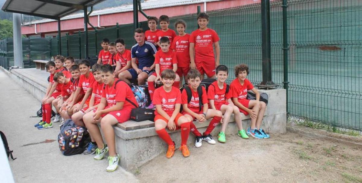 La Premier ojea en Pravia