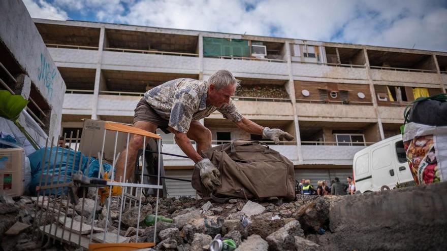 Un desalojado en Tenerife: &quot;Cobro 1.200 euros y no encuentro un alquiler&quot;