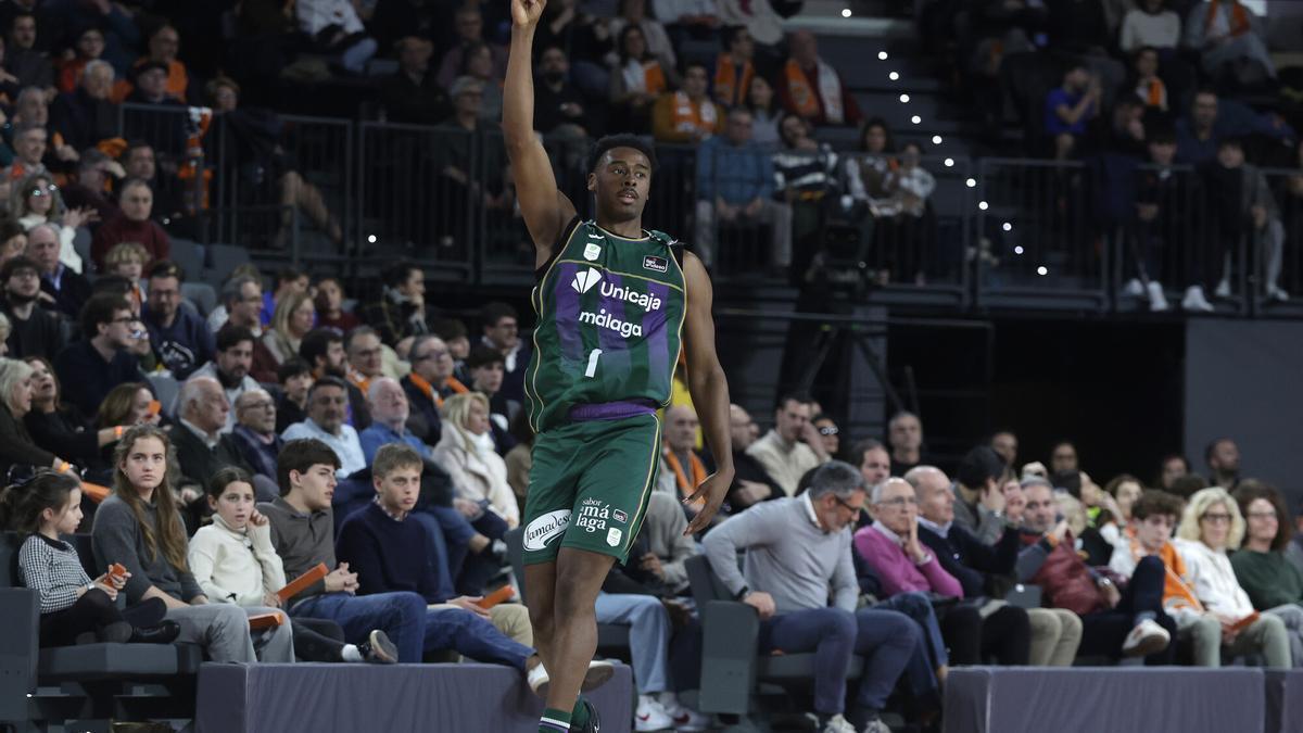 Chase Audige señaló al cielo en cada acción, dedicándole a su madre sus puntos.