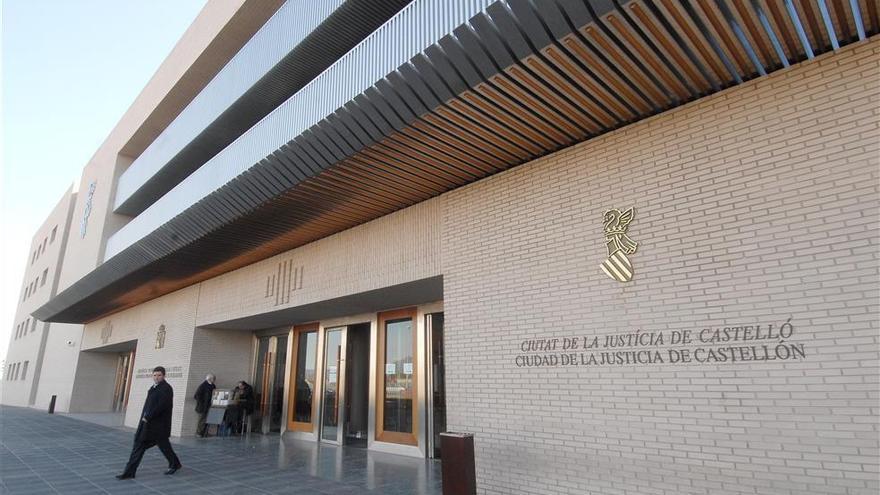 Piden 10 años de cárcel a un vecino de Burriana por agresiones sexuales