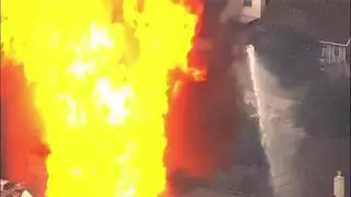 Espectacular incendio en un oleoducto en Houston