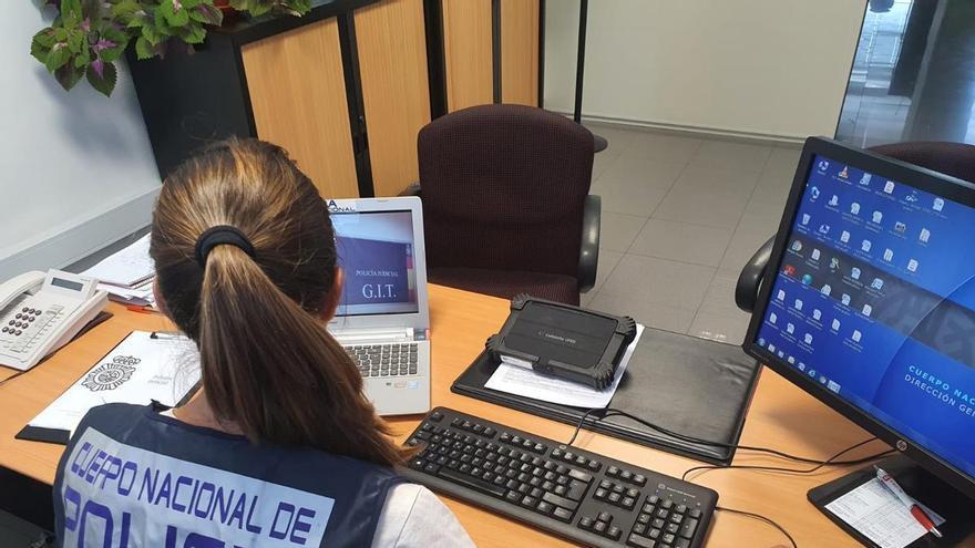Així funciona l'estafa del «fals gestor bancari» per la qual han detingut un jove de 19 anys després d'estafar 30.000 euros a un client