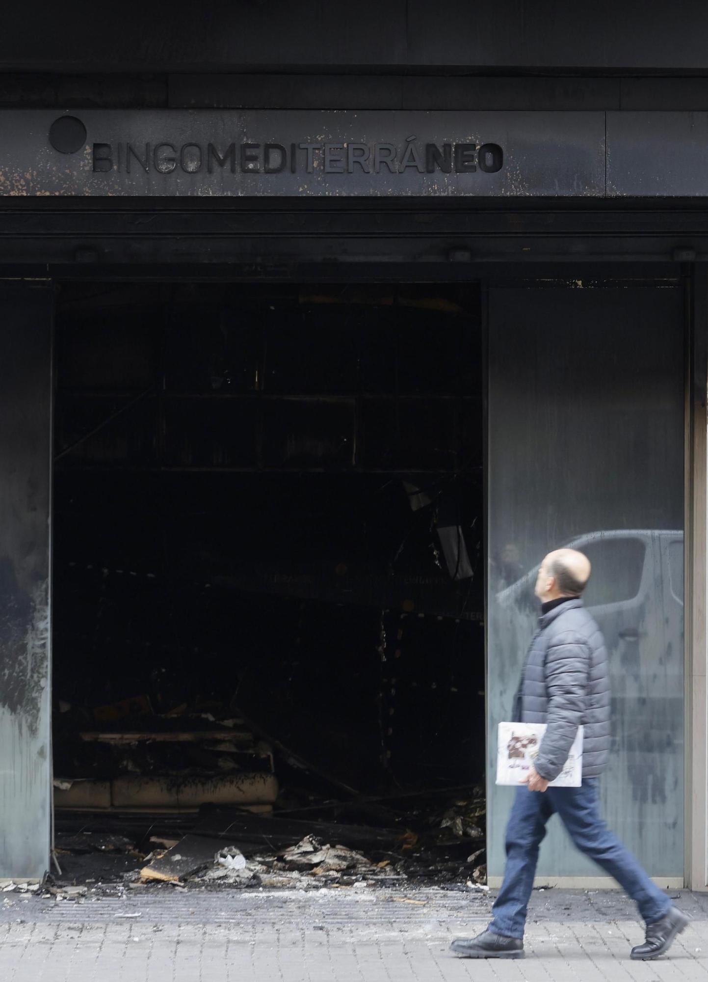 Así ha quedado el bingo calcinado en el centro de València