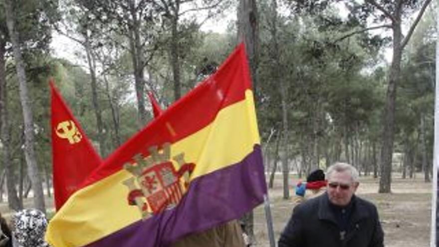 Homenaje a los aragoneses deportados a los camposdel nazismo