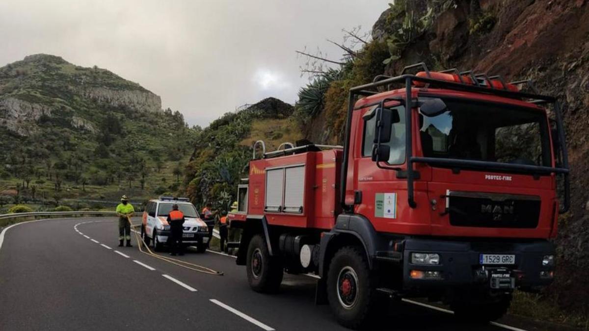 Operativo de prevención y extinción de incendios en La Gomera. | | E.D.