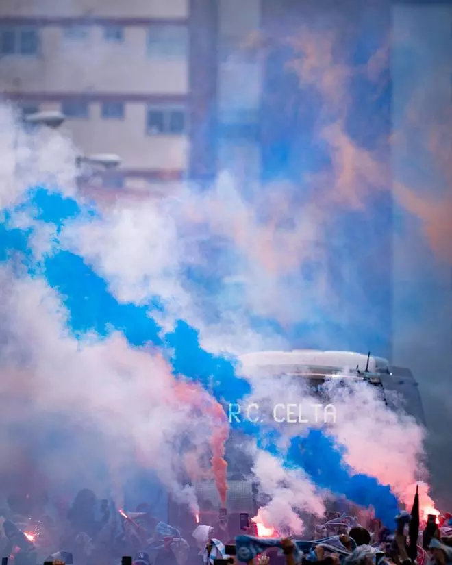 Galicia se engalana por el Celta: el club envía banderas a los 313 concellos para colgarlas