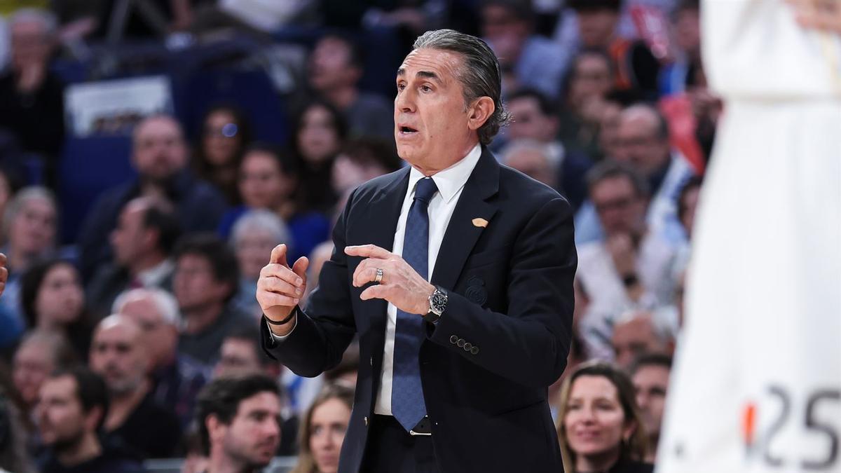 Sergio Scariolo, durante el partido Real Madrid - Valencia Basket de Euroliga.