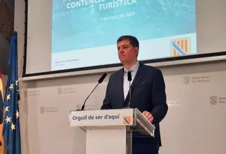 El Govern respeta pero no comparte el "ataque al turista" que hacen siete entidades en una carta