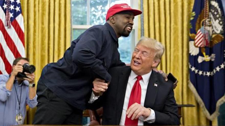 El president dels EUA, Donald Trump, amb el raper Kanye West.