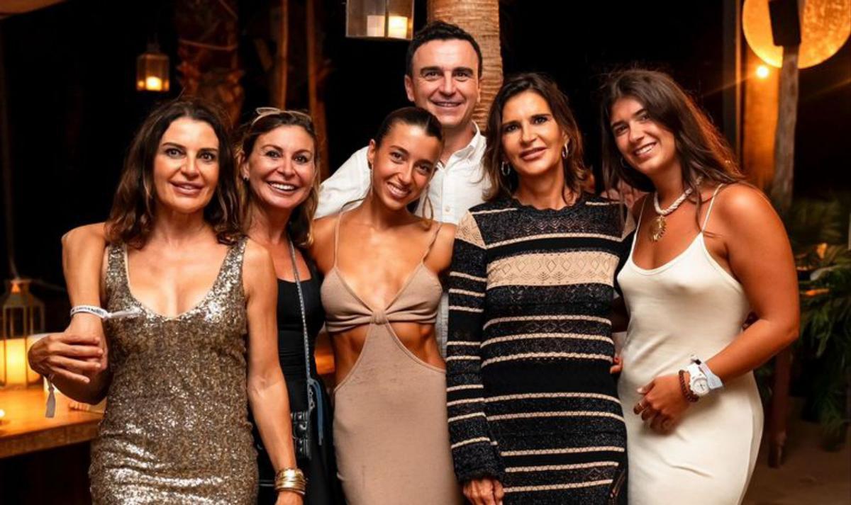 Olihana Maíz, Diego García, Sonia Marqués, Peter Alexander, Aitor Villar y Marta Seco.