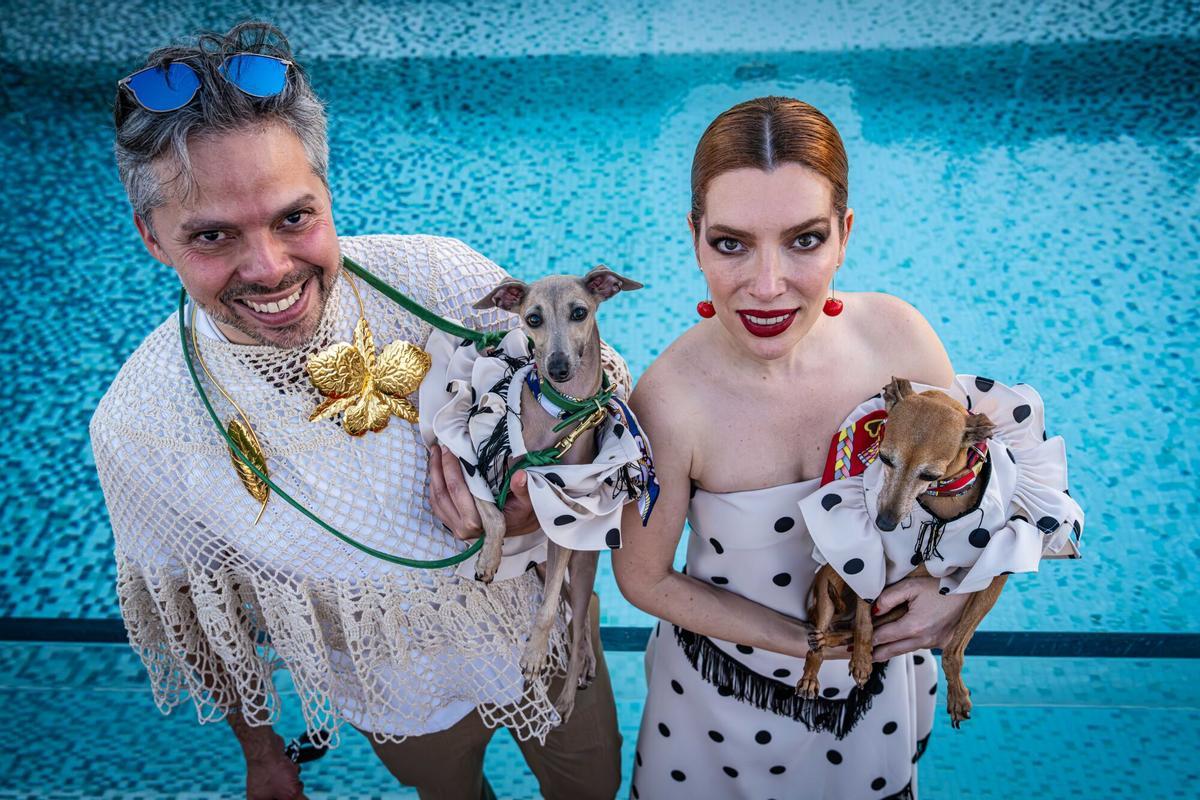 Perros participan en el desfile de alta costura y accesorios de lujo para mascotas organizado por la firma Doggo Paradiso, con diseños de la nueva colección de Anthony Sanchez.  Una cita dedicada a la moda y el lujo para animales de compañía en el Hotel ME de Barcelona. A 26 de mayo de 2026. On Barcelona. AUTOR: Manu Mitru | EPC