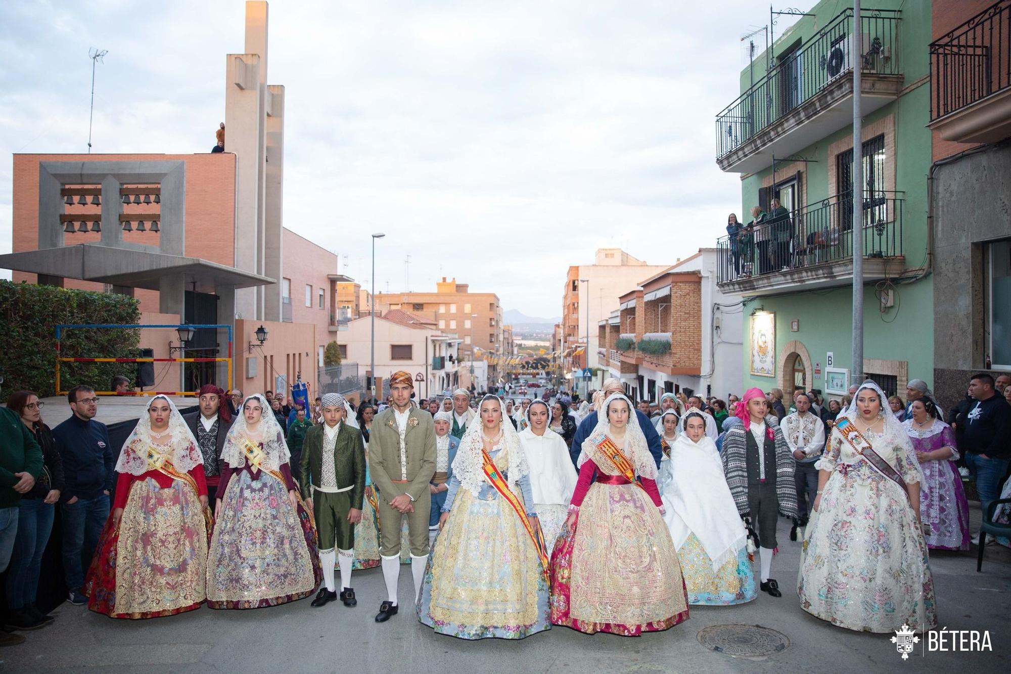 Bétera celebra la Ofrenda a la Mare de Déu de las Fallas de 2023