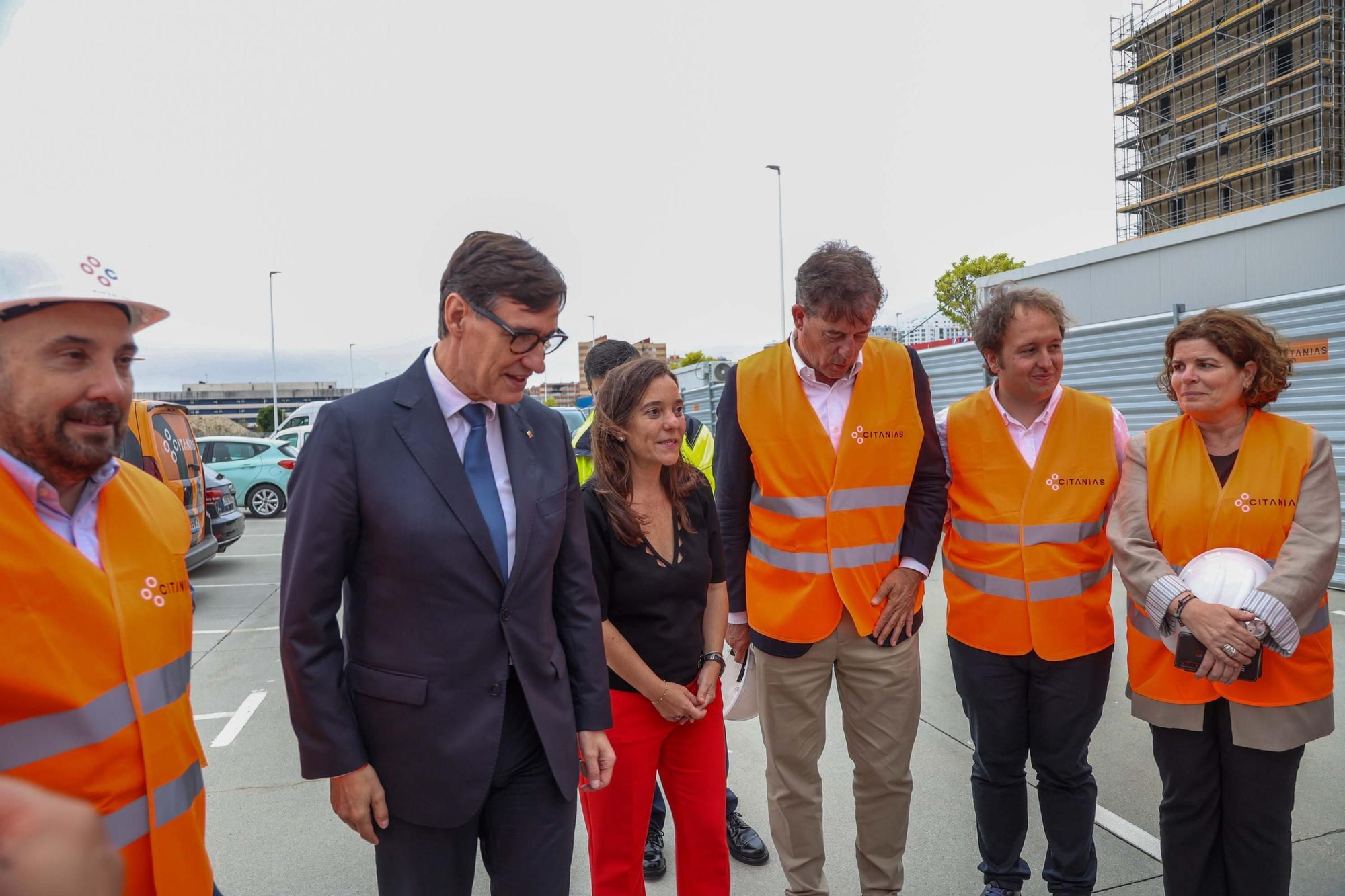Salvador Illa e Inés Rey visitan las obras de Xuxán