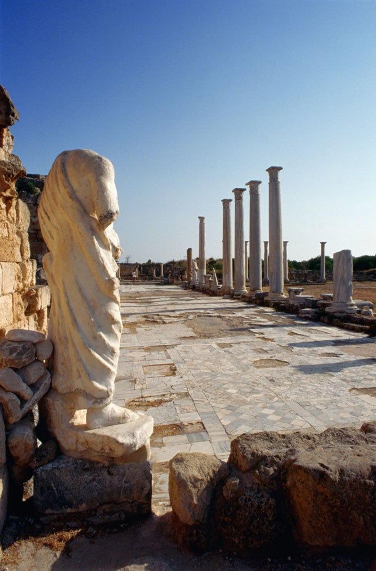 Las ruinas de la antigua ciudad de Salamis