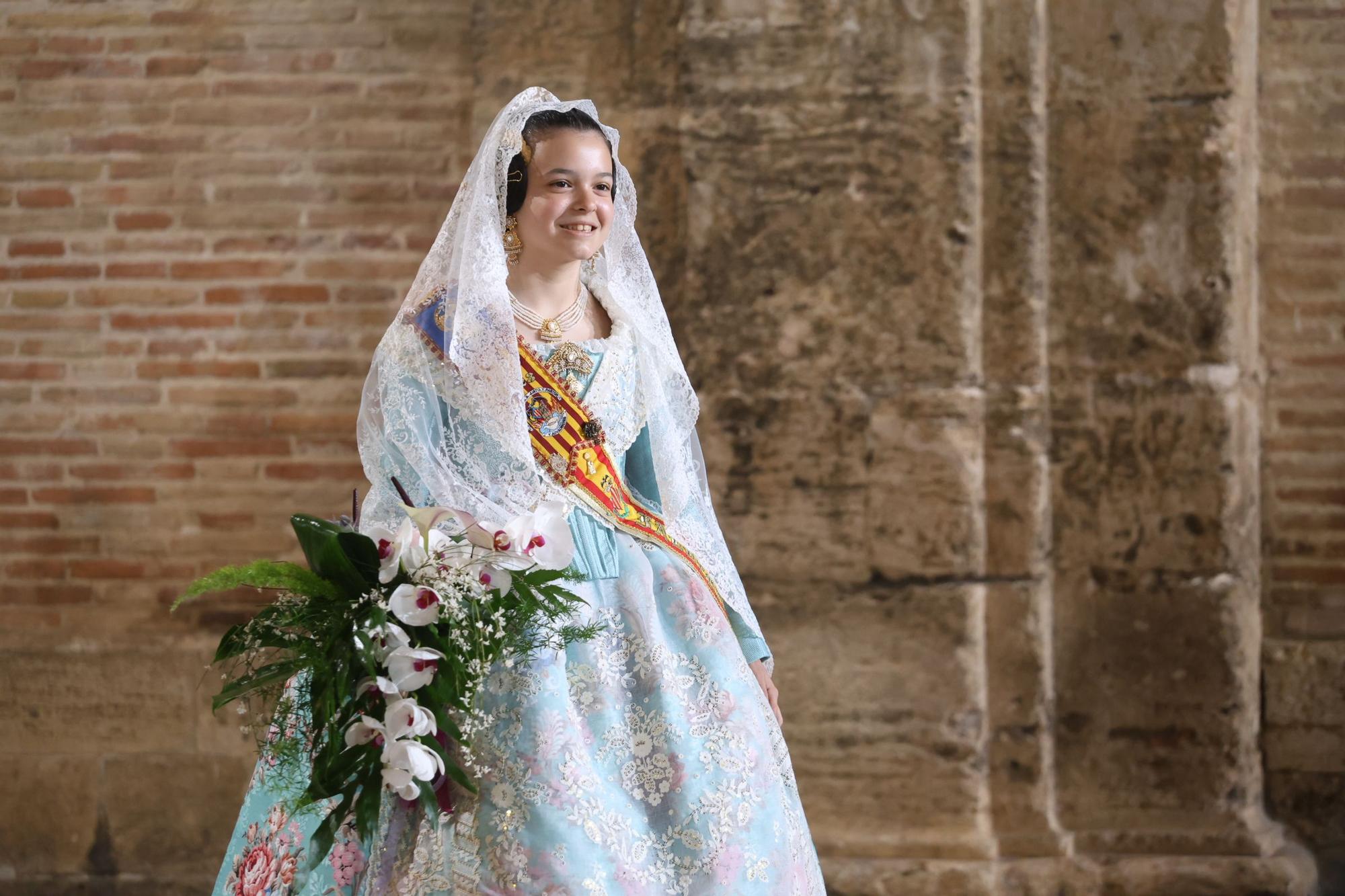 Las falleras mayores de las comisiones en la Ofrenda del 18 de Marzo (y II)