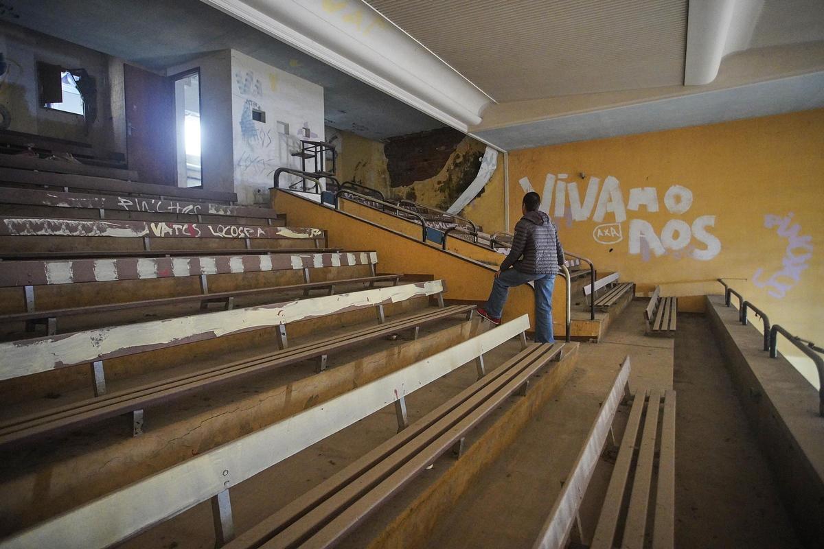 Galeria de fotos: Recuperar un teatre en desús que havia donat "molta vida"