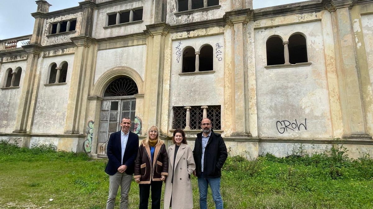 Las autoridades han visitado este lunes el edificio de es Sindicat de Felanitx.